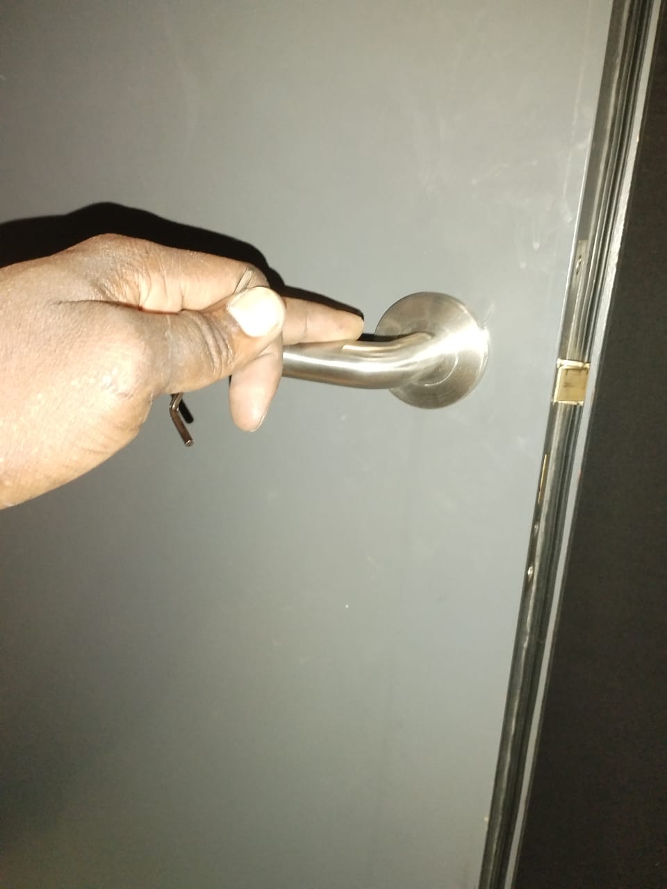 New door handles installed in Rosebank property
